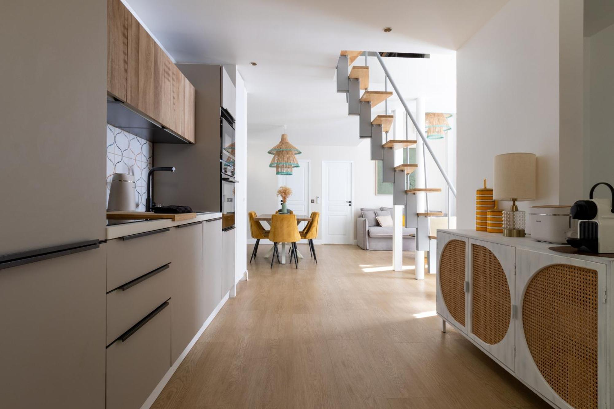 Apartment Angleterre 6 - Centre - 3 Pieces Duplex *